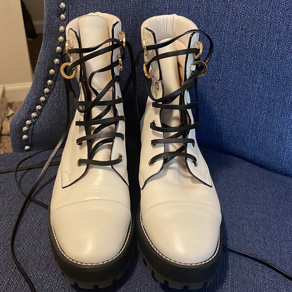 White Stuart Weitzman Combat Boots - Picture 4 of 6